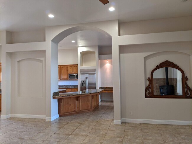 Building Photo - Large custom rural home offering wonderful...