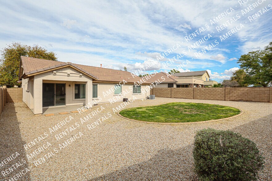 Building Photo - 6718 S Garnet Way
