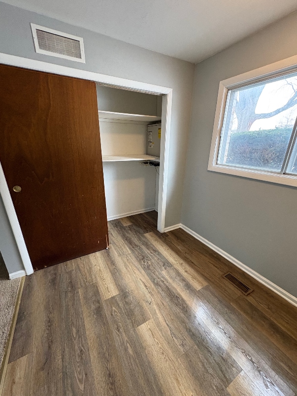 Building Photo - 1338 S 14th St