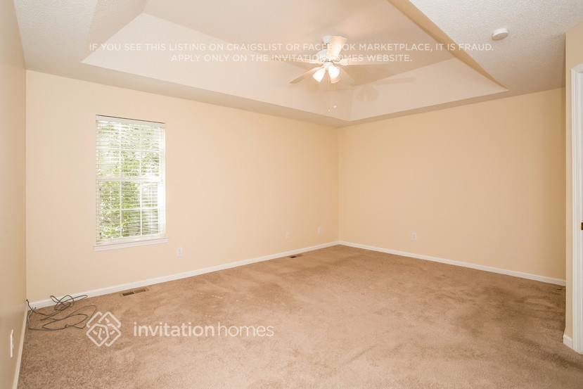 Building Photo - 270 Princeton Way
