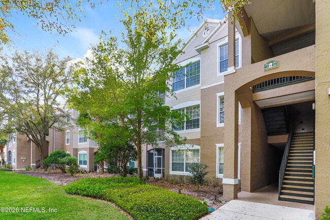 Building Photo - 10550 Baymeadows Rd