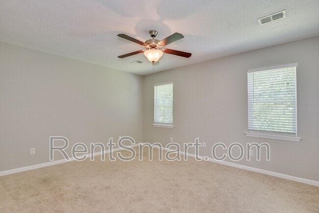 Building Photo - 493 Fairfield Way