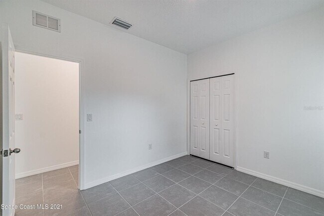 Building Photo - 1590 Jacobin St NW