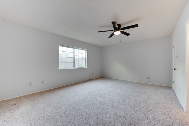 Building Photo - 15702 Mendocino Dr