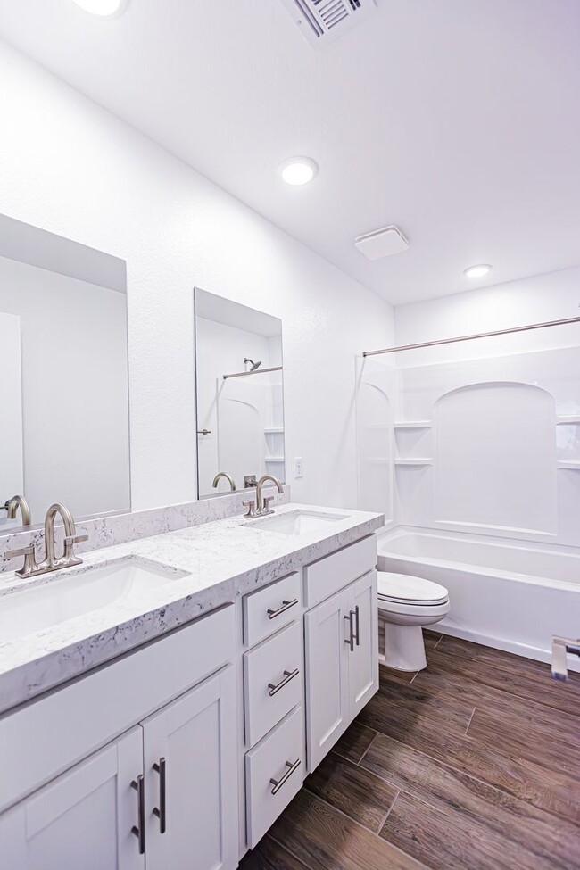 Building Photo - Brand New 4-bedroom Home