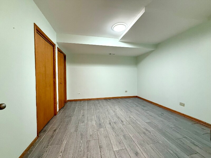 Building Photo - 2707 W Warren Blvd