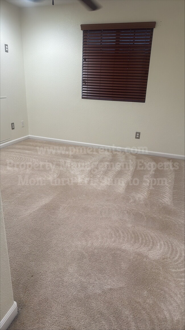 Building Photo - 16101 Old Glory Ct