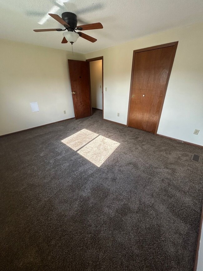 Building Photo - Three Bedroom Split-Level near Easton   **WESTERVILLE SCHOOLS**