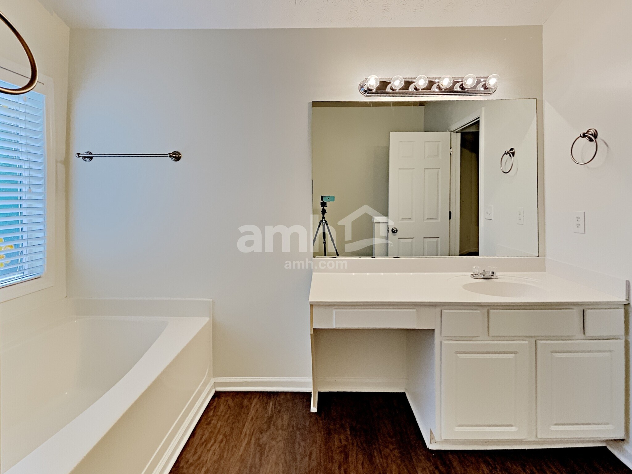 Building Photo - 4442 High Gate Dr NW