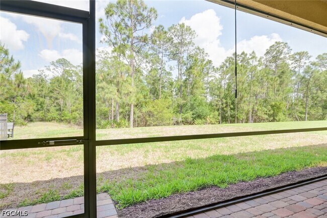 Building Photo - 10973 Cherry Laurel Dr