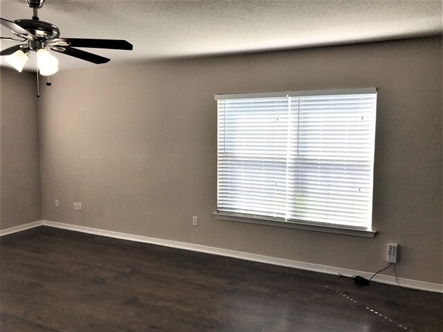 Building Photo - 2531 Fox Hill Ln