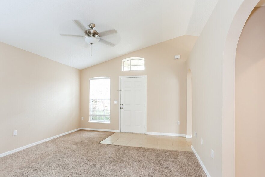 Building Photo - 2837 Mingo Dr