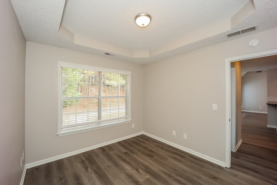 Building Photo - 309 Westhill Dr