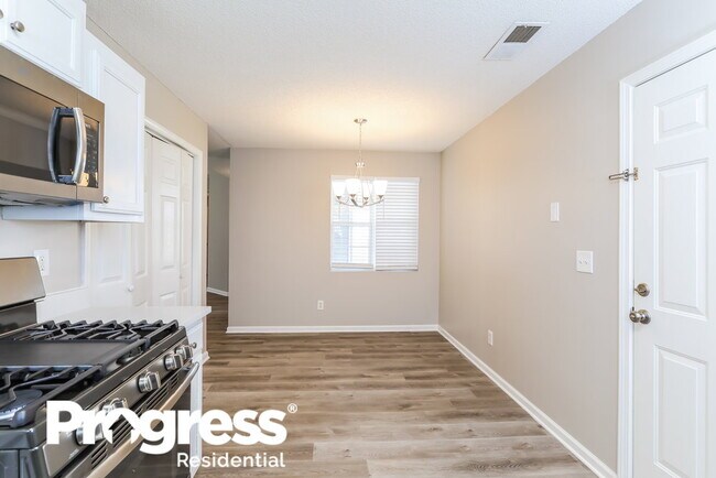 Building Photo - 865 Amelia Grove Ln SE