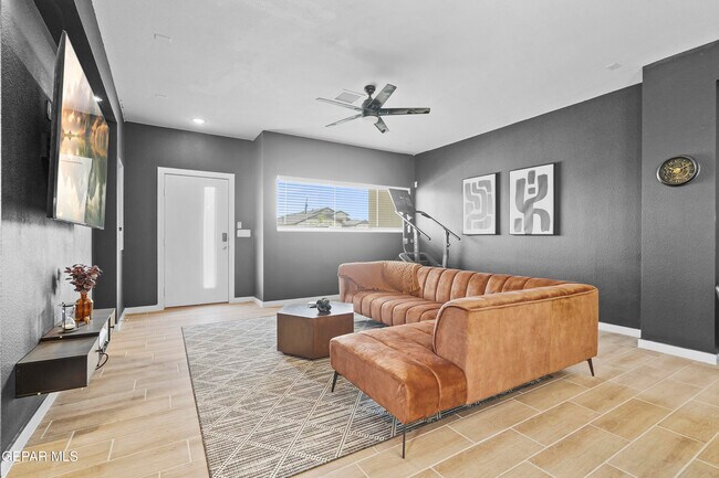 Building Photo - 12369 Polo Norte Dr