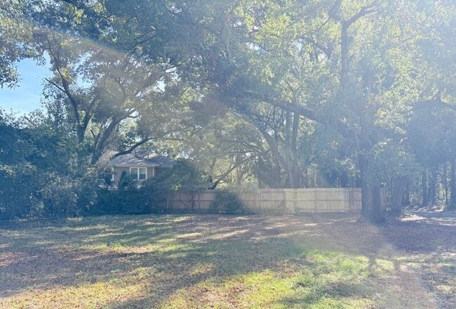 Building Photo - 8920 Lewis St