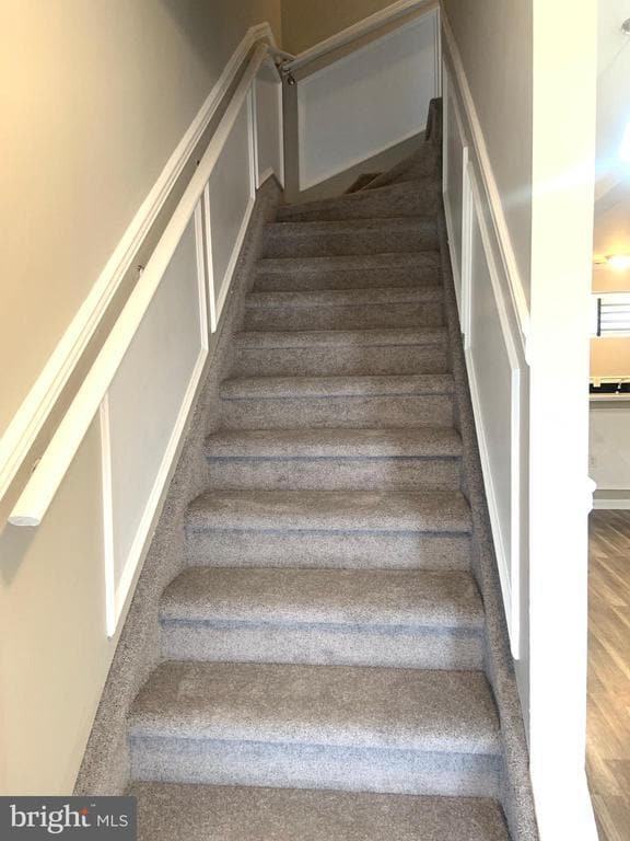 Building Photo - 2504 W Franklin St