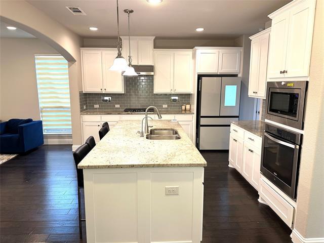 Building Photo - 408 Palamedes St