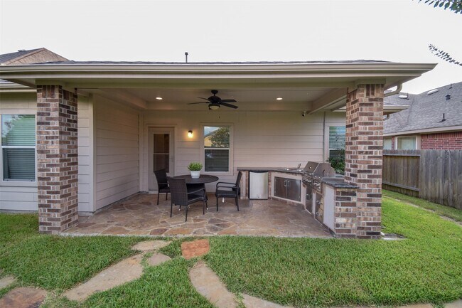 Building Photo - 14410 Heath Falls Ln