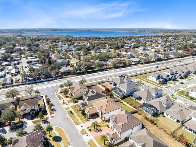 Building Photo - 14978 Fells Ln