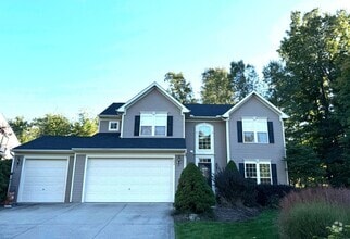 Building Photo - Spacious 4BR House in Twinsburg