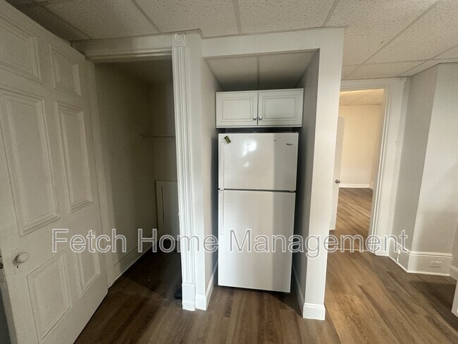 Building Photo - 117 S 10th St