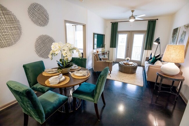 Building Photo - Country Park at Tall Oaks