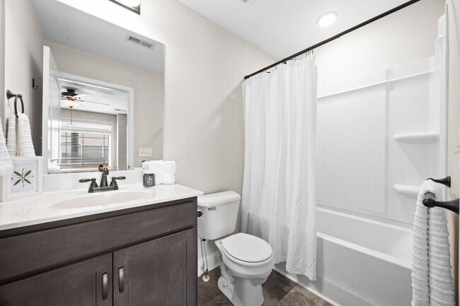 Building Photo - 326 Fallow Cir