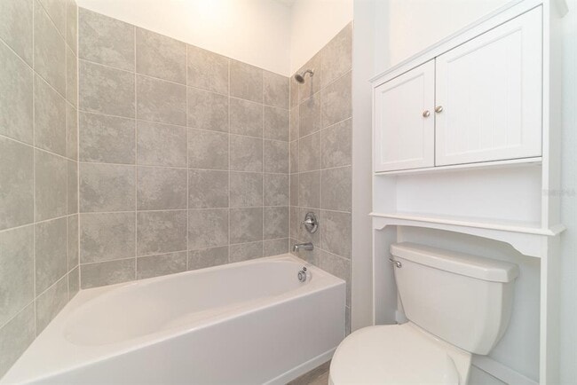 Building Photo - 2898 Armstrong Ave