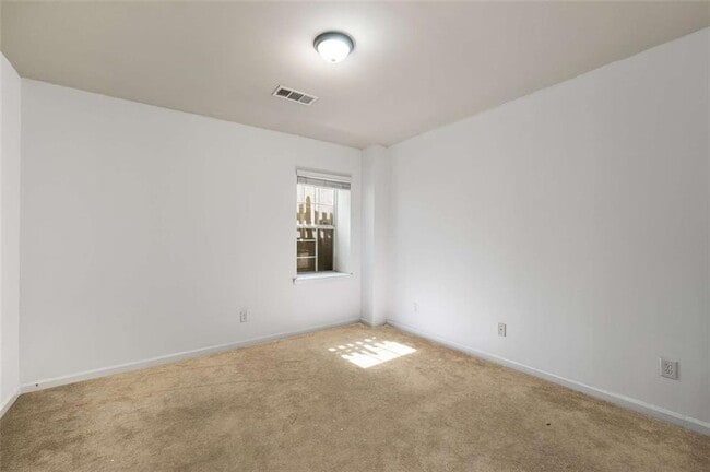 Building Photo - 1798 Oak Brook Ln NW
