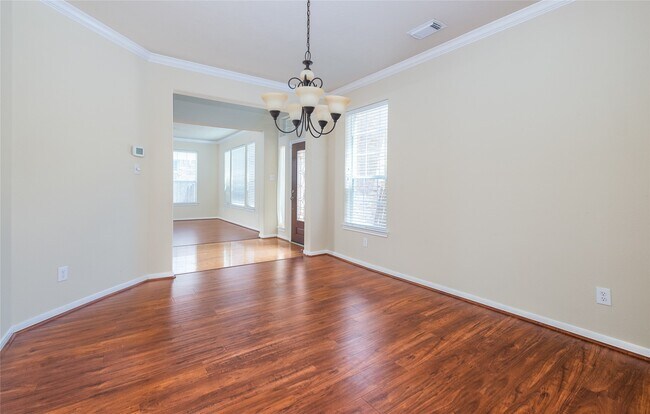 Building Photo - 26114 Sandersgate Ln