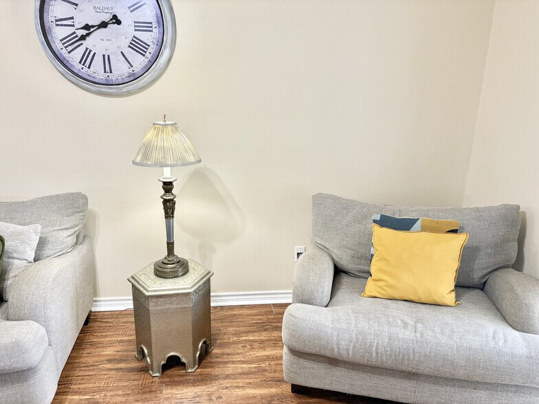 Building Photo - 2015 Colgate Dr