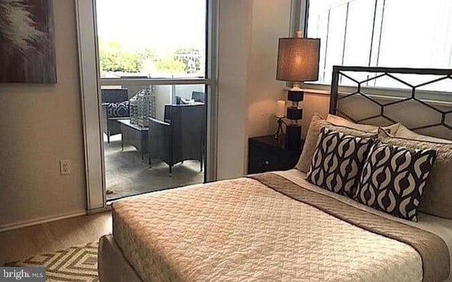 Building Photo - 3409 Wilson Blvd