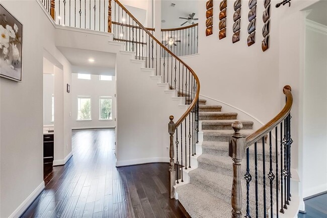 Building Photo - 4221 Valley Oaks Dr