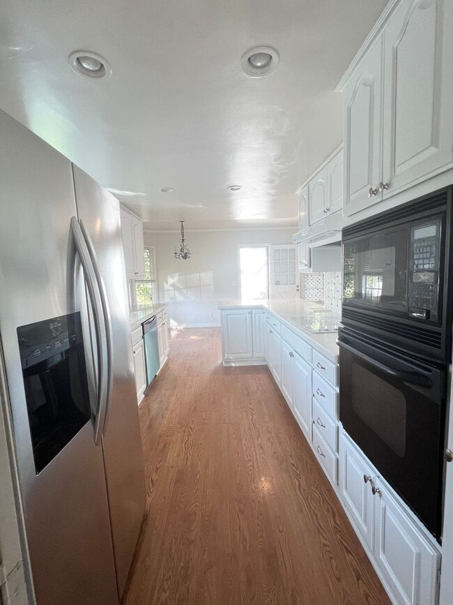 Building Photo - 3205 George Cir