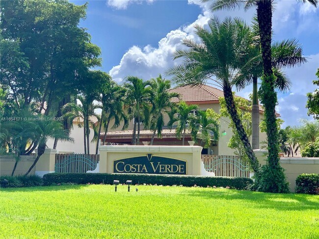 Building Photo - 9941 NW 32nd St