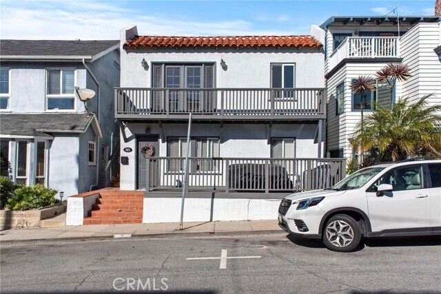 Building Photo - 303 28th St