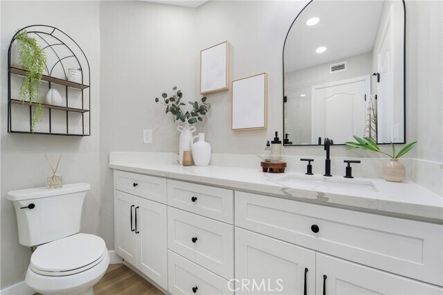 Building Photo - 6 Barlovento Ct