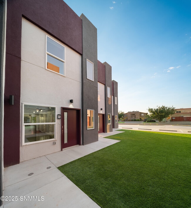 Building Photo - 1380 Monte Vista Ave