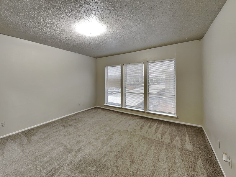 Building Photo - 5618 Boca Raton Blvd