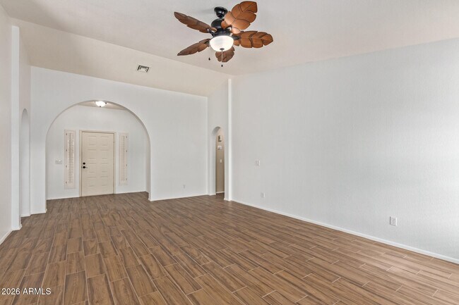 Building Photo - 18853 N 40th Pl