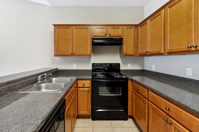 Building Photo - 457 Ponderosa Pines Dr