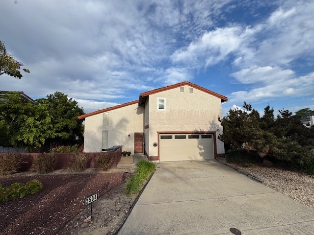 Building Photo - 2504 Levante St