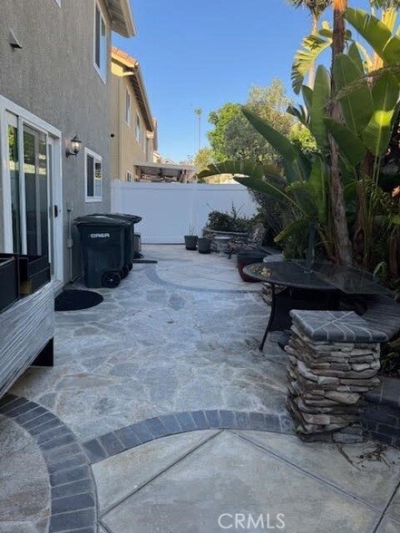 Building Photo - 539 S Cinnamon Way