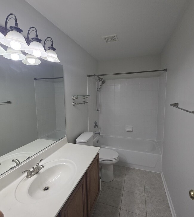 Building Photo - 1433 Deer Creek Ln