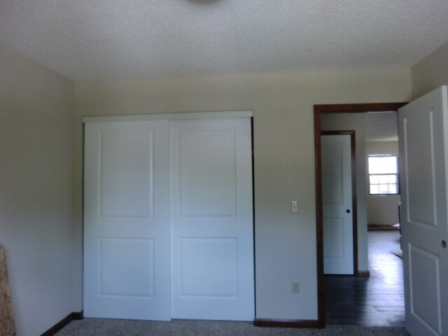 Building Photo - 12 Cherry Tree Ln