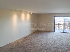 Building Photo - 480 S Marion St Pkwy