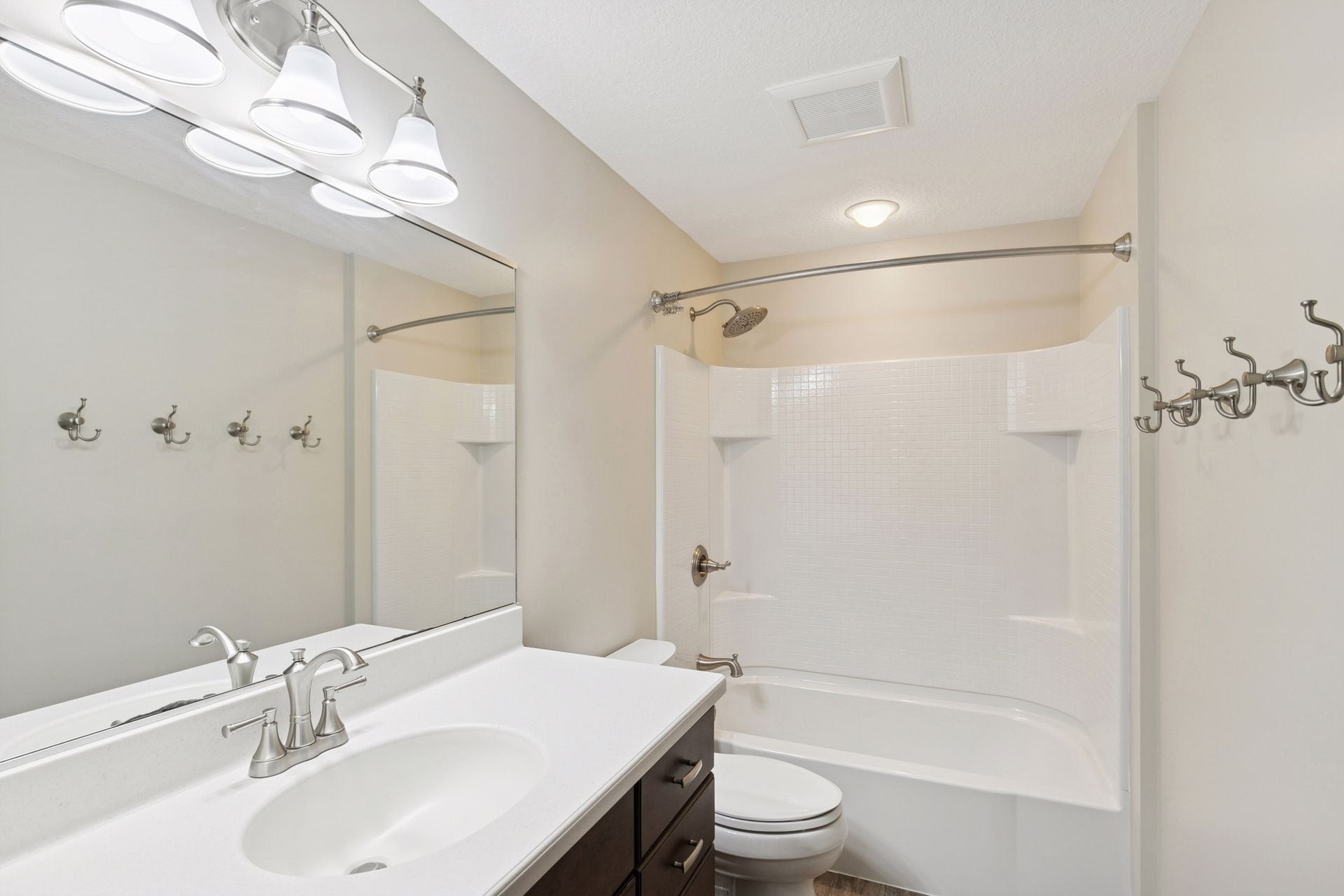 Building Photo - 14246 Garden Way N