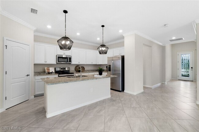 Building Photo - 19752 The Pl Blvd