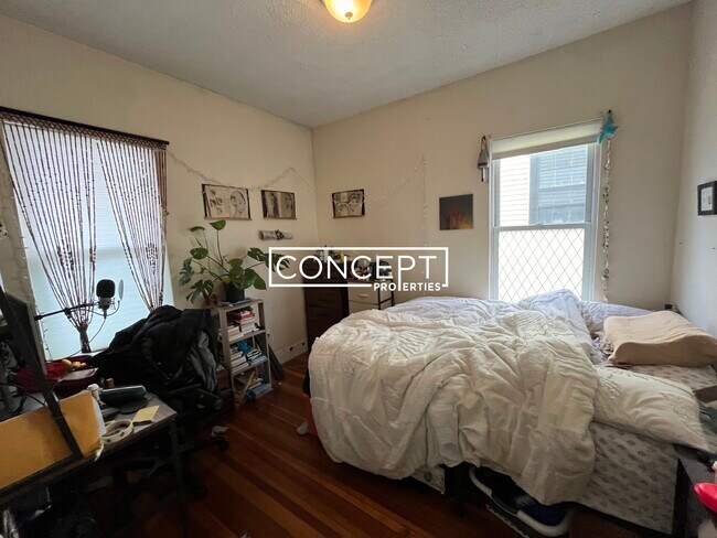 Building Photo - 34 Darling St